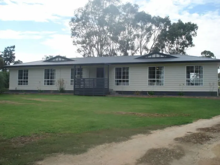 Naracoorte Country Retreat - Image 1