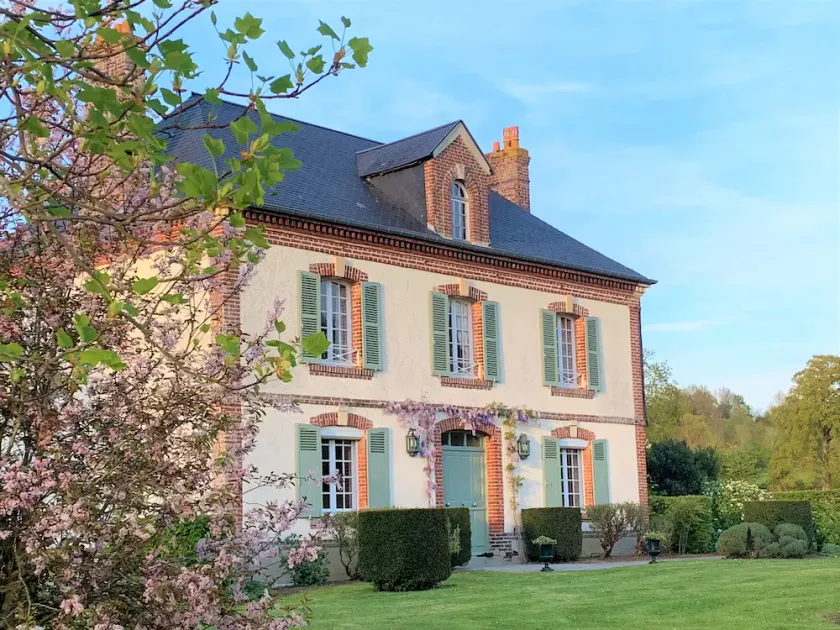 Property with swimming pool and tennis in an exceptional setting (30' Deauville) - Image 1