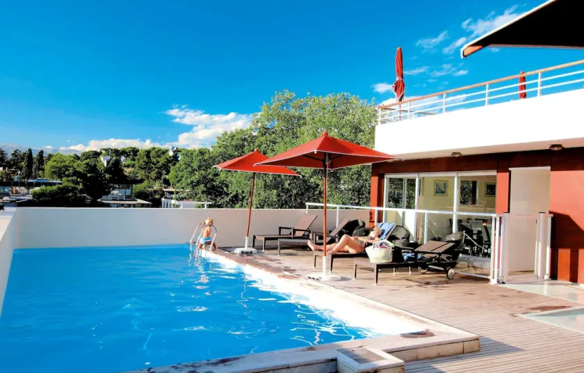 Wi-Fi Gratuit! Appart Climatisée, Accès Piscine en été - Image 1