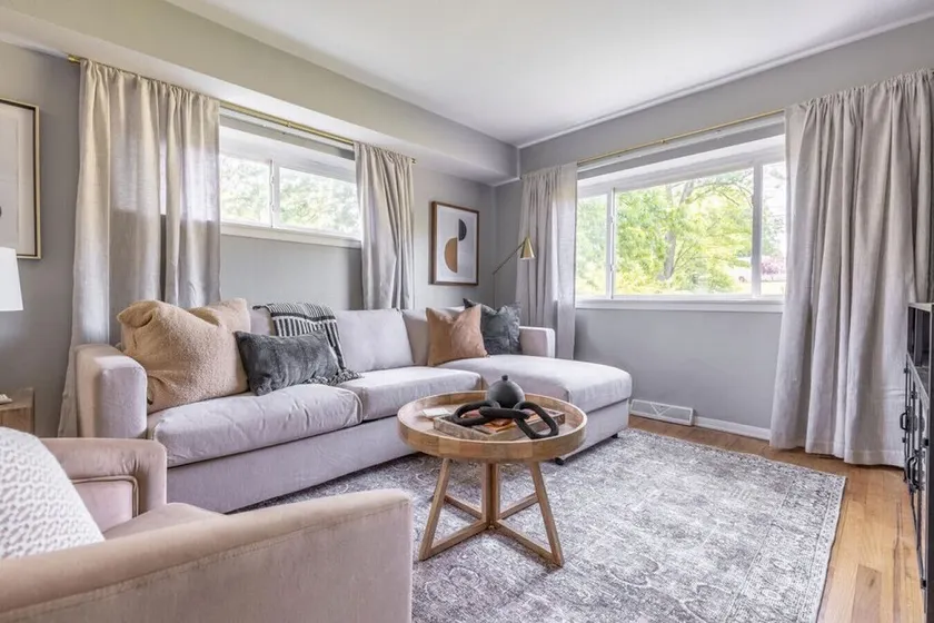Westlake Apartment - Image 1