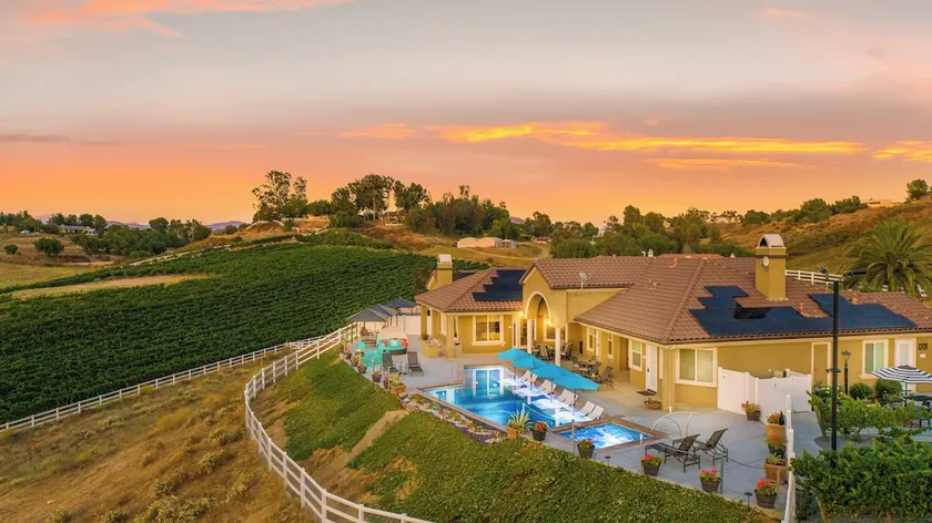 Gaia Inn & Spa- Adult Only- Temecula Wine Country - Image 1