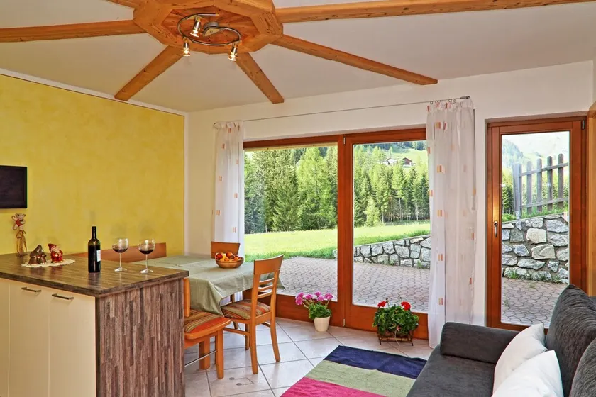 Apartment \"Huterhof Wiesengrund 2\" with Mountain View, Balcony & Wi-Fi - Image 1