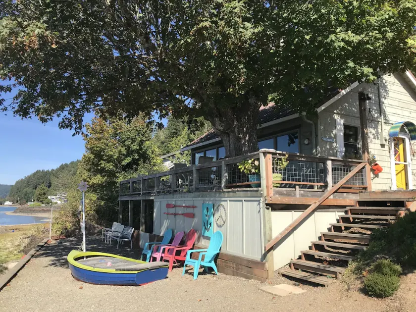 Alderbrook Area Waterfront Beach Cottage, All Season Escape- Spectacular Views!! - Image 1