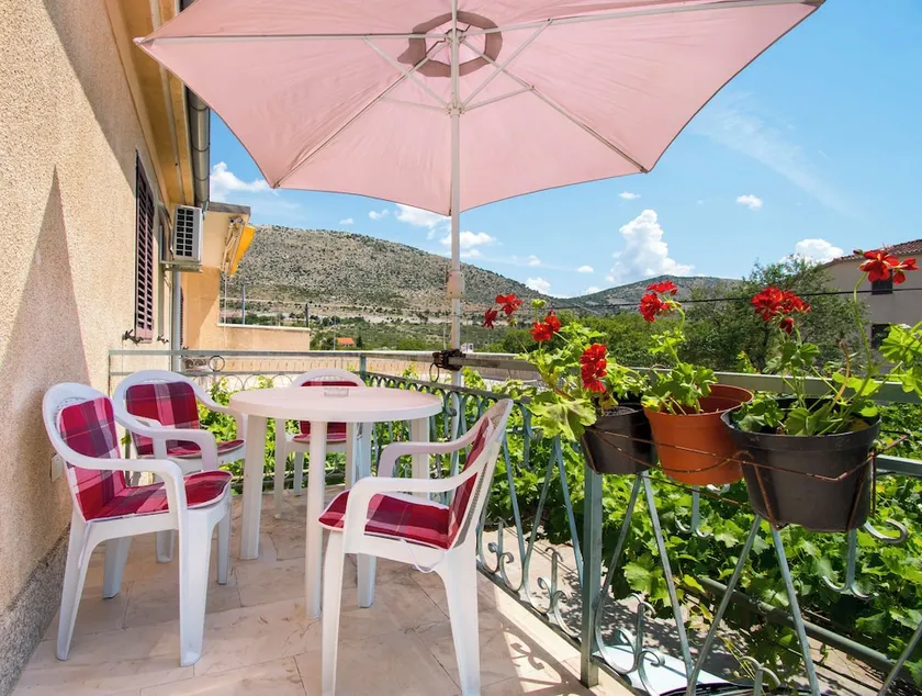 Apartment Stay near Krka - Image 1