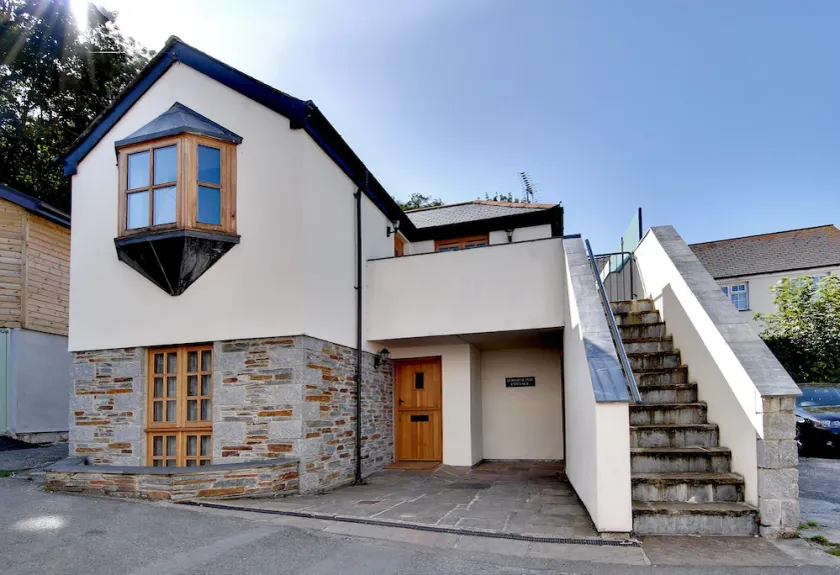 Hummer-Topf in Padstow ist ein \"Fischer-Stil\" Cottage mit einem Parkplatz. - Image 1