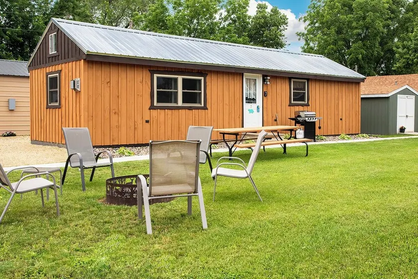 Badger Cabin w/ Lofts, Fireplace & WiFi - Image 1