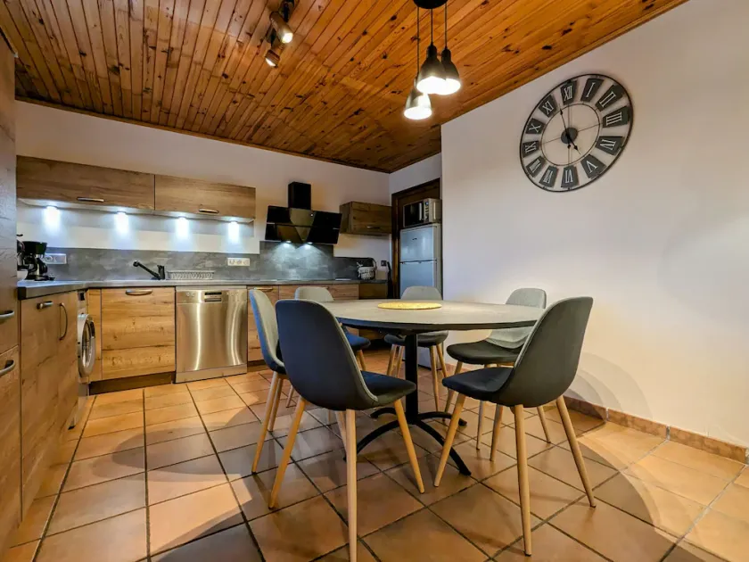 Ferienhaus mit privater Terrasse und Garten in Saugues, alles inklusive - Image 1