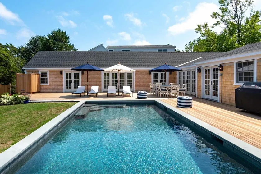 Vom Architekten entworfenes Edgartown-Kap mit Pool - Image 1