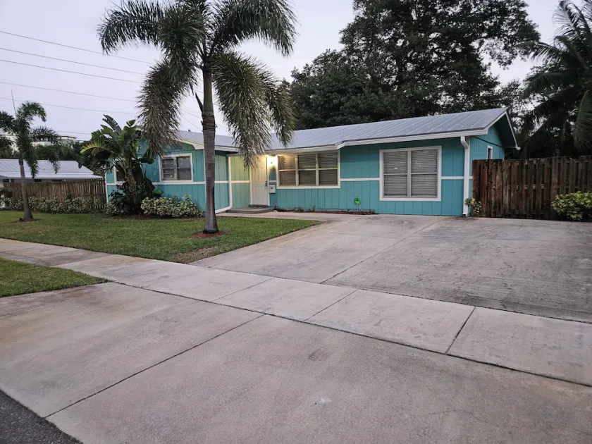 Experience Delray Beach living near vibrant Atlantic Ave! - Image 1