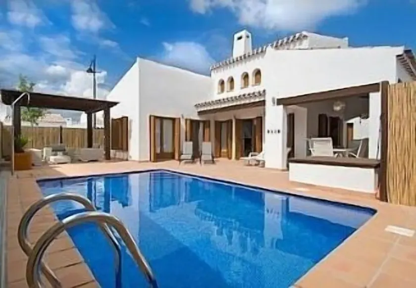 El Valle Golf - Villa Morgan, beheizter Pool, WiFi. Nach Süden ausgerichteter Garten / Pool. - Image 1
