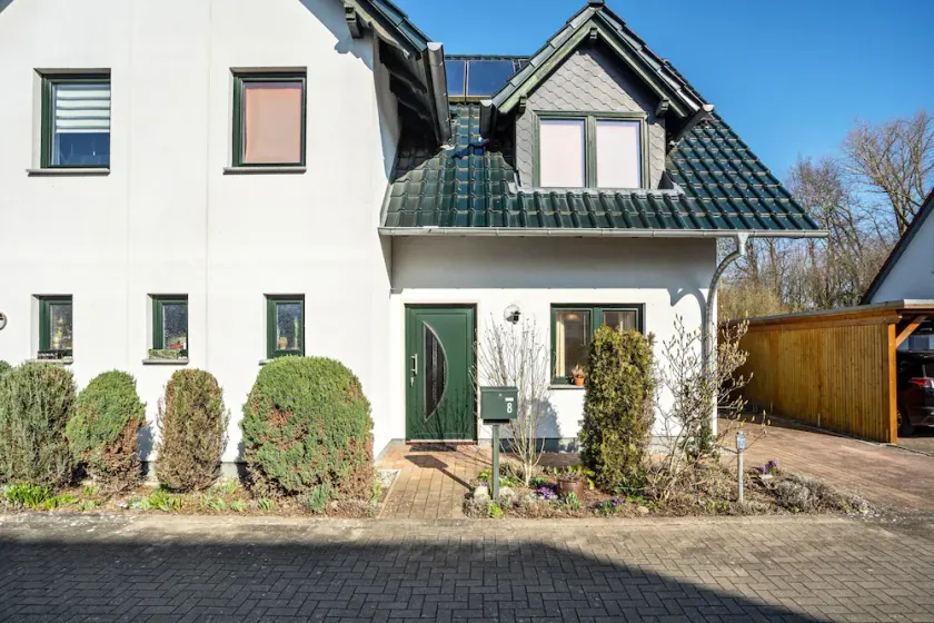 Ferienwohnung 'Reinhards' mit privater Terrasse, privatem Garten und WLAN - Image 1