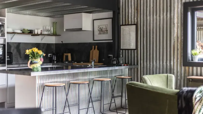 WATERSHED Robertson - a chic shed conversion - Image 1