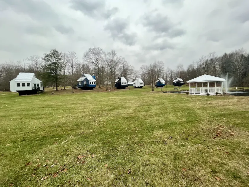 *NEW ALL 6 Chalets by the Lake - Conneaut Lake, PA - Image 1