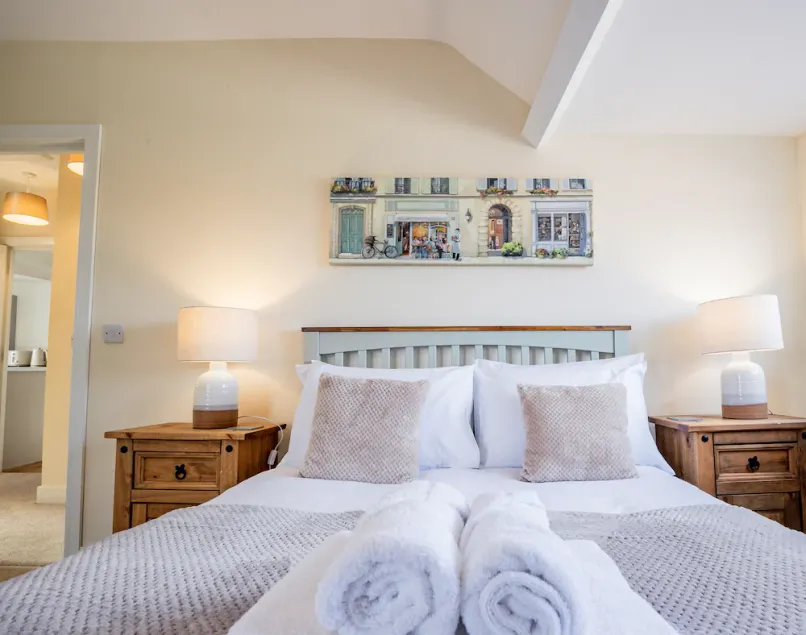 Newly refurbished apartment in city centre - Image 1