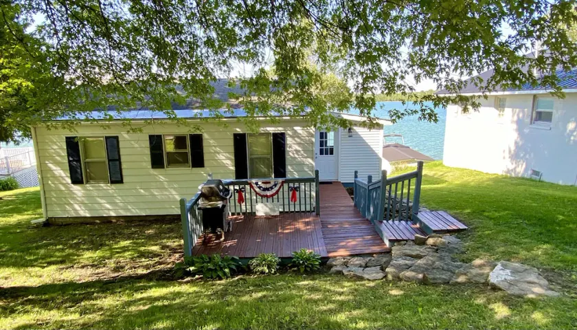Grand Lake Lakehouse - Image 1