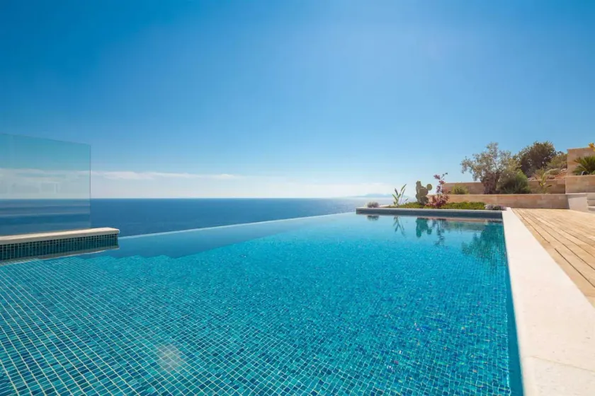 Luxury Villa Pharia Grande with Pool - Image 1