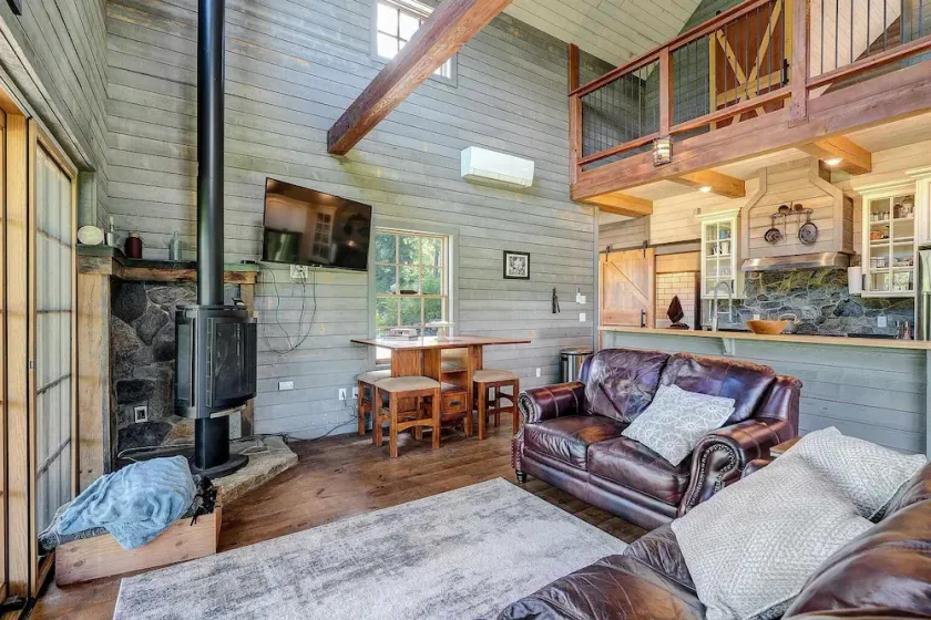 Sweeping Vermont Views From A Private, Designer, Ascutney Cabin - Image 1