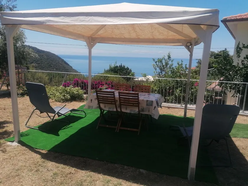 Ferienwohnung 'Il Rosmarino' mit Meerblick, Wi-Fi und Klimaanlage - Image 1