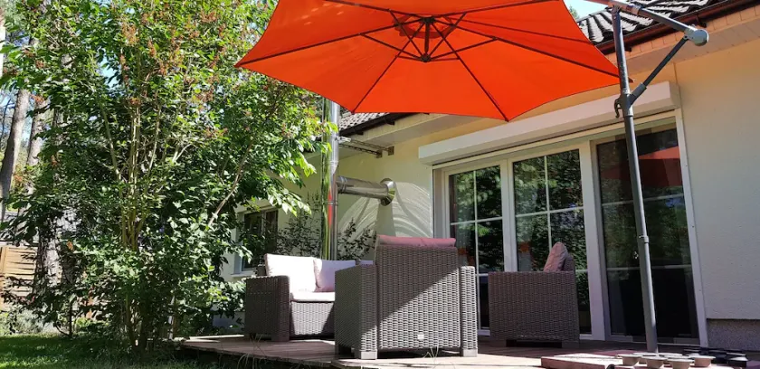 Holiday house Fichtenwalde, 160m², 2.5 BZ, 3SZ, WZ, dining room, kitchen, garden, VDSL - Image 1