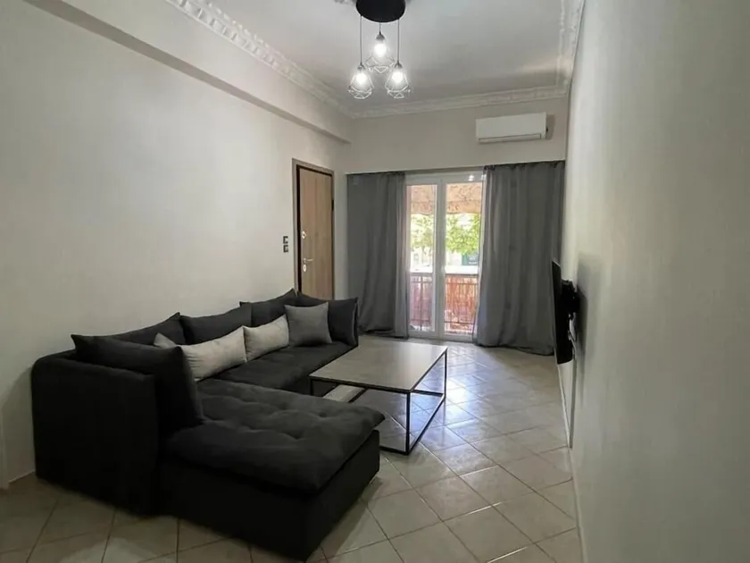 Roof garden apartment near Piraeus port & metro st - Image 1