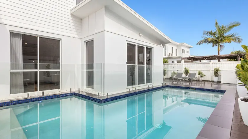 Sunrise Mansion with Pool - Image 1
