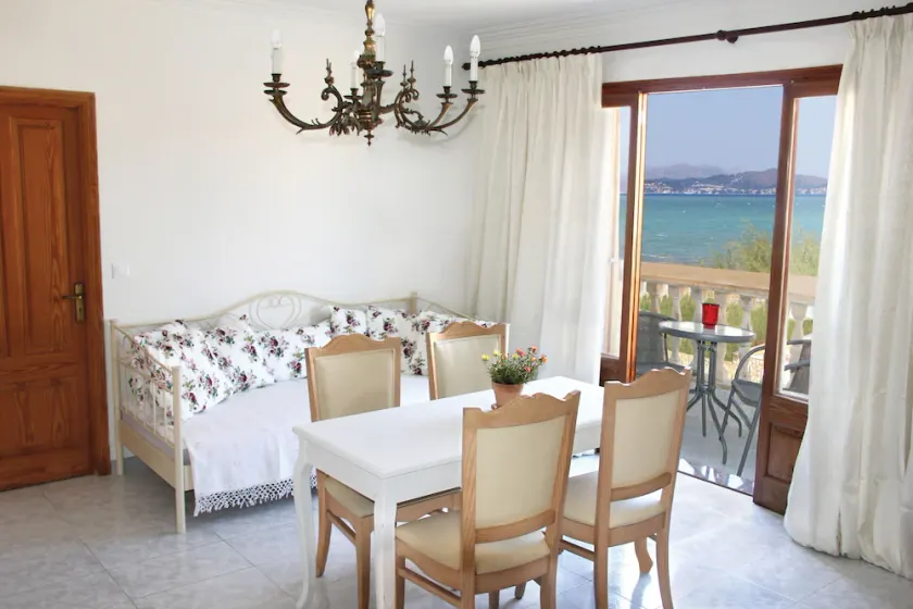 Semi-detached house 50 meters from the beach with meditation room, playground - Image 1