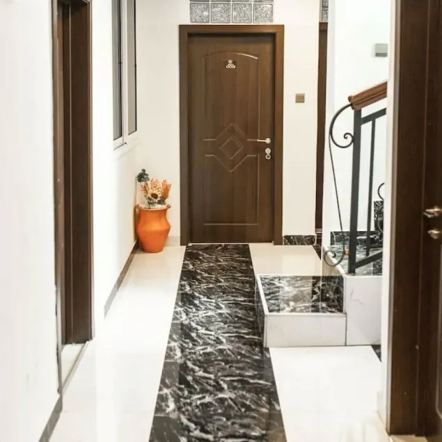 Cosy bedroom near downtown Accra - Image 1