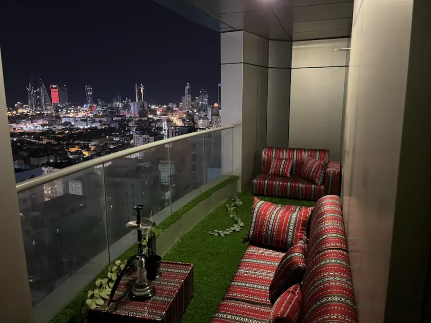 Skyline view - Image 1