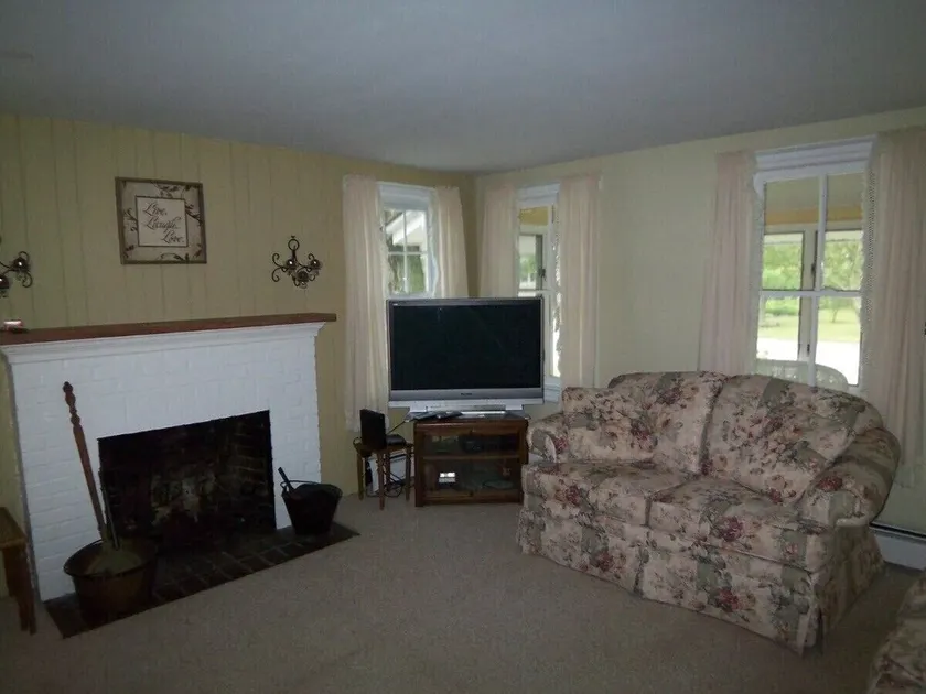Spend your vacation in this charming 4-bedroom home in quiet Cape May Point. - Image 1