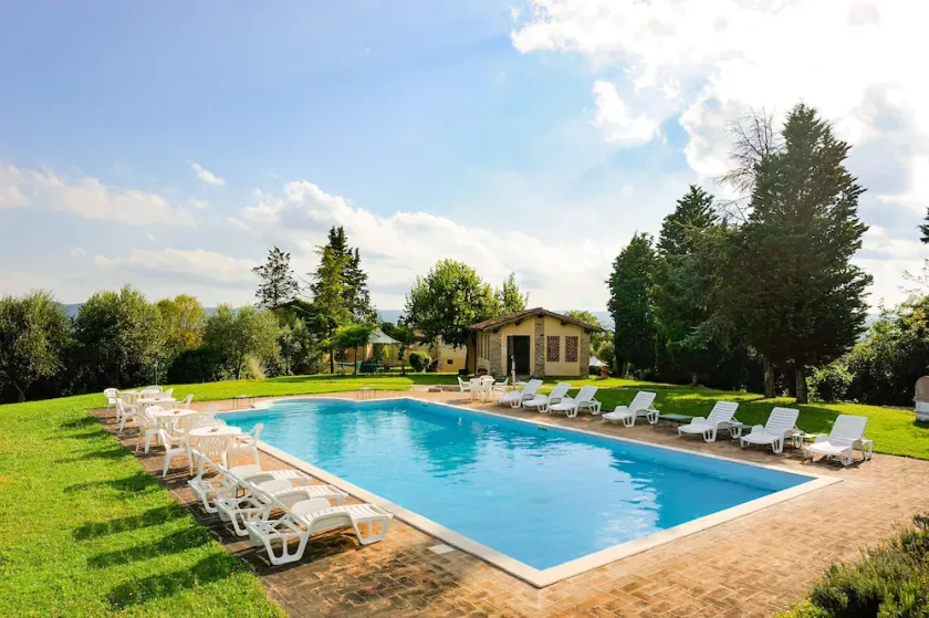 Tenuta Patrizi Guardabassi è la villa ideale per le celebrazioni 2-30 - Image 1