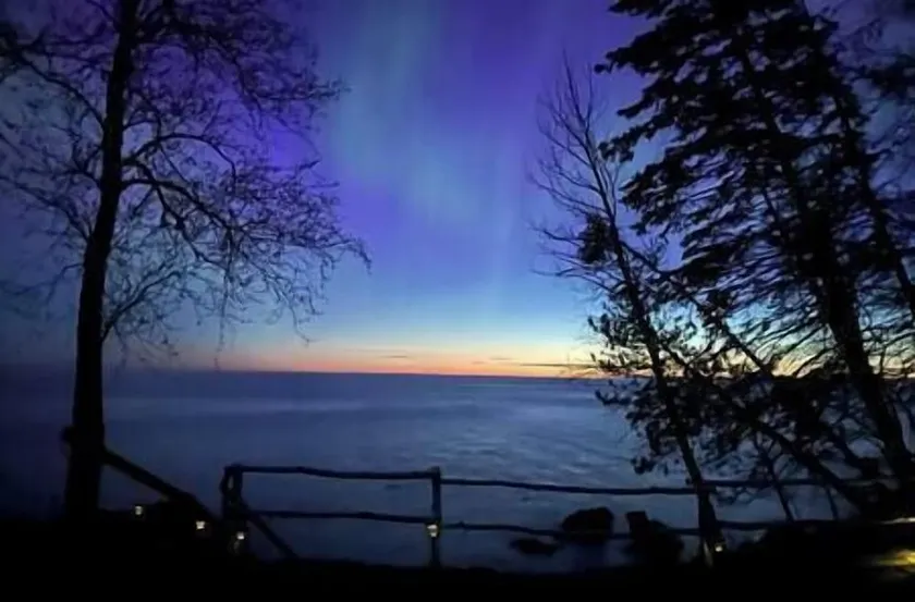 !!Private Beach Access!! ~Cozy Lake Superior Cabin - Image 1
