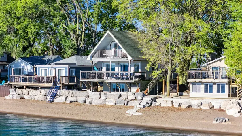 Lakefront w/ Hot Tub + Private Beach | Near Point Pelee - Image 1