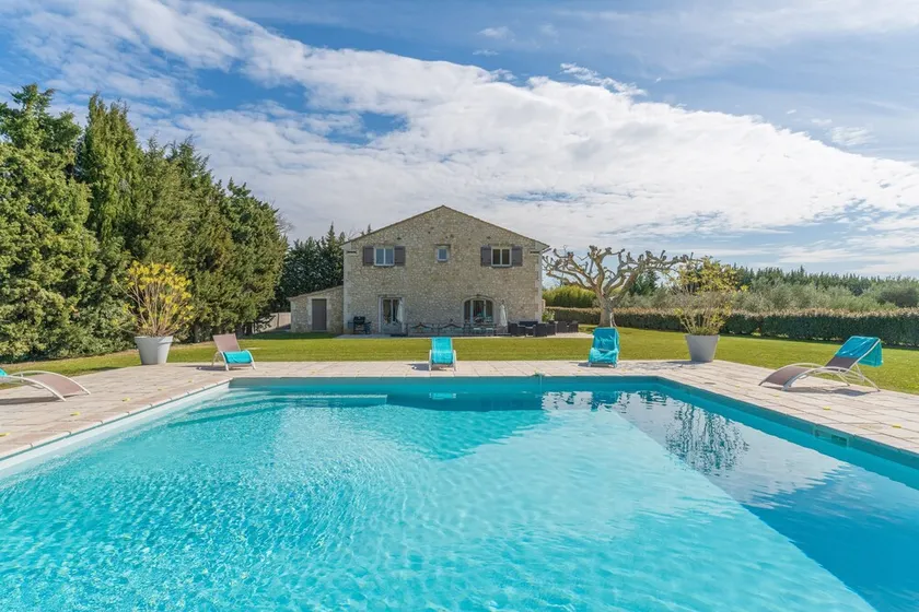 Country House \"Mas sous les Oliviers\" with Pool, Garden and Wi-Fi - Image 1
