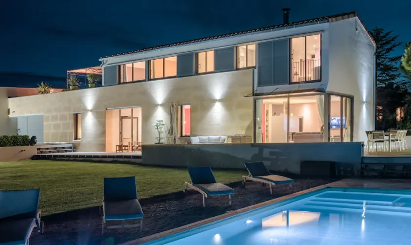 Moderne arkitekt hus 4 soveværelser, 3 SDE, med opvarmet swimmingpool - Image 1