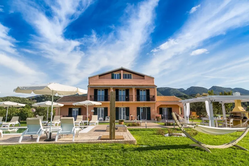 Eleni Luxury Villa (15 Guests)/2 min walk to sandy beach - Image 1