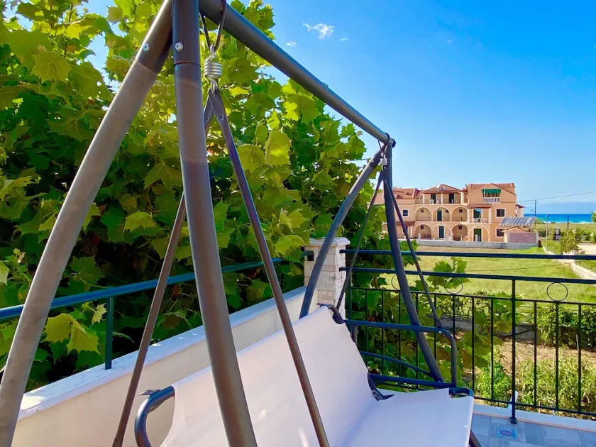 Asteraki Poolside Apartment by DadoVillas - Image 1