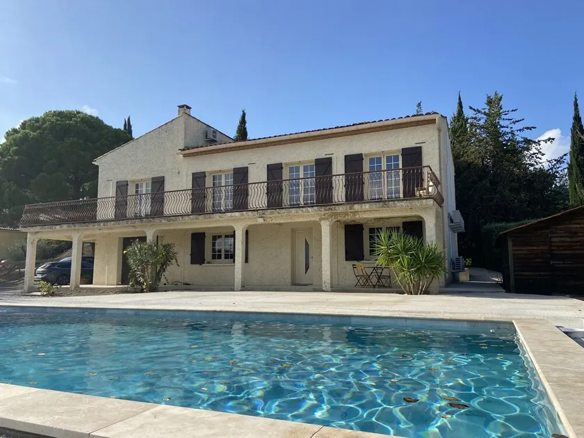 VILLA BETWEEN LAND AND SEA - Image 1