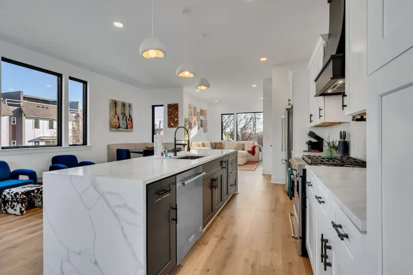 Twin Homes Rooftop Deck Hot Tub Outdoor Kitchen - Image 1