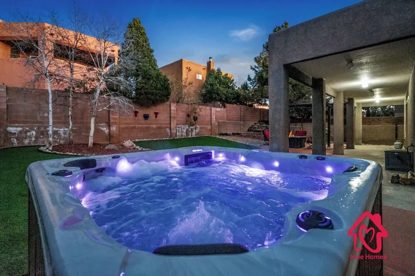 Southwestern Retreat w/ Hot Tub & Pool Table - Image 1