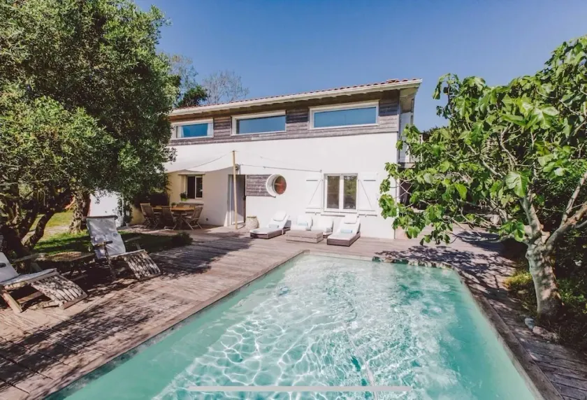 BIARRITZ/ANGLET VILLA plage a pied piscine chauffée au calm meublé de tourism 4* - Image 1