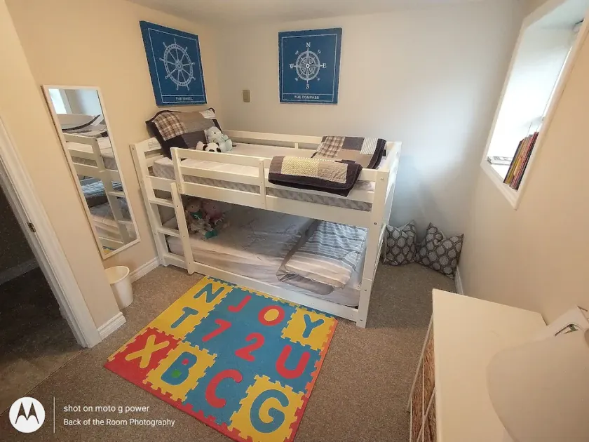 3 minutes to the beach, private and spacious. - Image 1