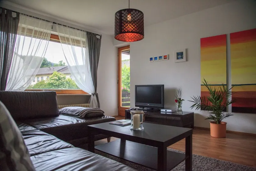 Vacation apartment for 2-4 persons, 80 sqm, 2 bedrooms, balcony - Image 1