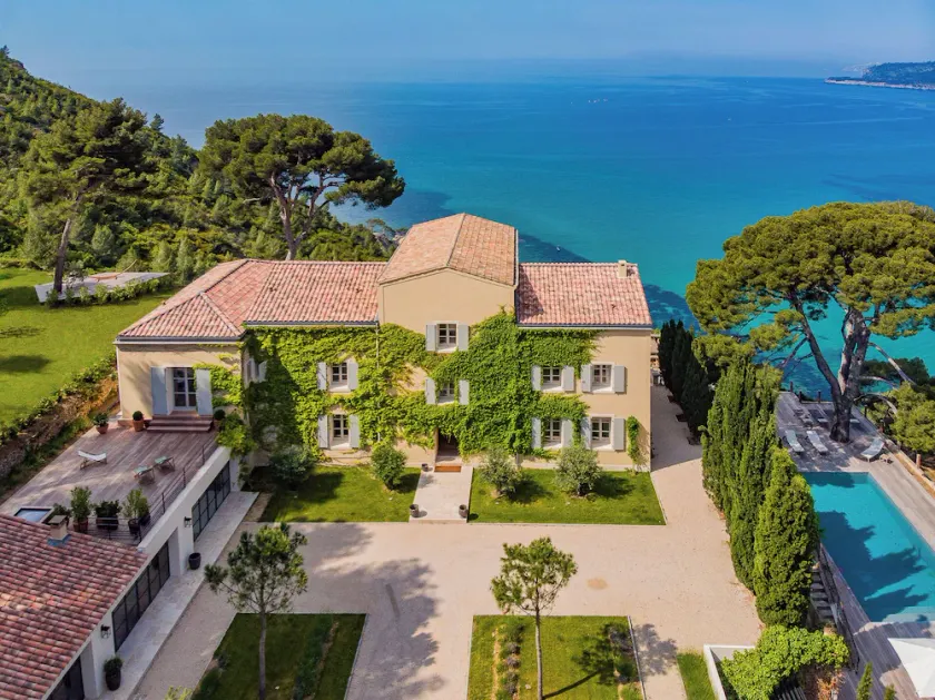 Le Domaine de Canaille, propriété d'exception à Cassis (24p) - Image 1