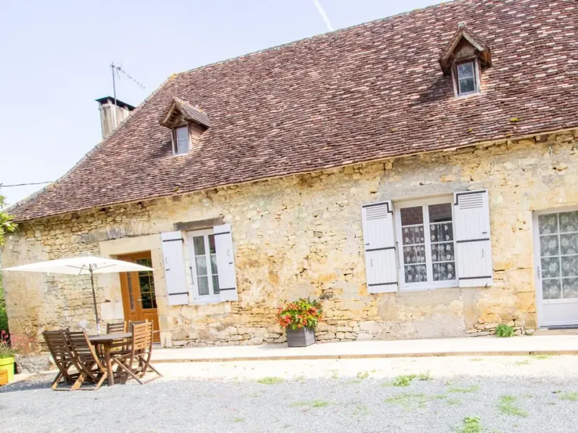 Charming Country House in Tourtoirac, Pets Allowed - Image 1