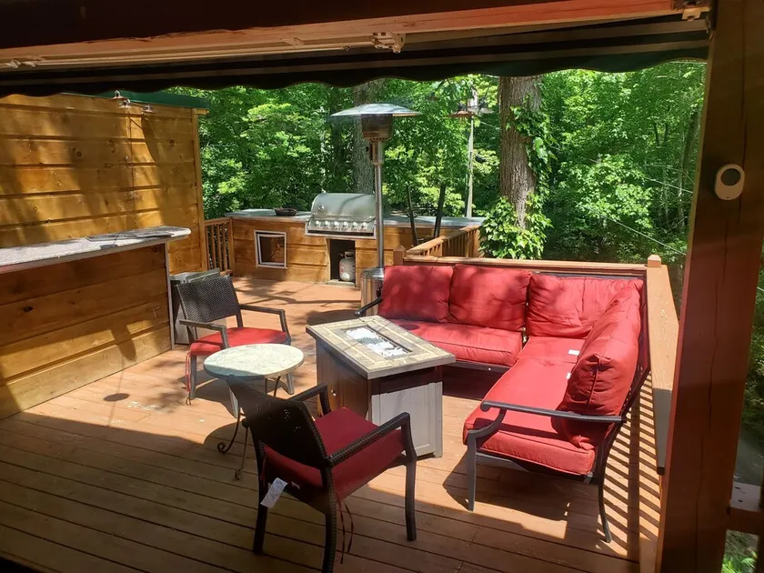 Deals Gap 3 bedroom Treehouse ON the Tail of the Dragon  - Image 1
