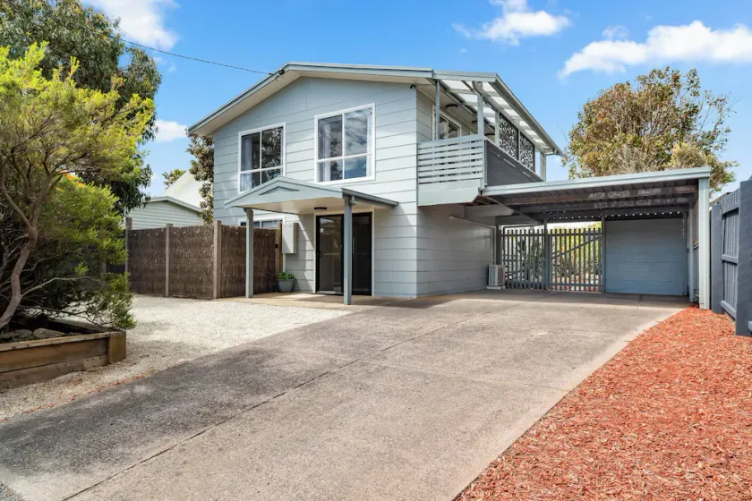 Wooli Waves by Ready Set Stay- Comfortable Family Home - pet friendly and WIFI - Image 1