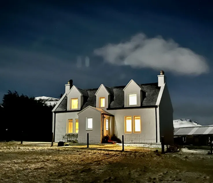 Hugh’s Highland Hideaway - Image 1