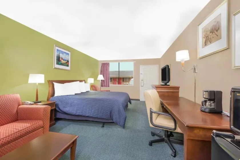 Hotel Express - Image 1
