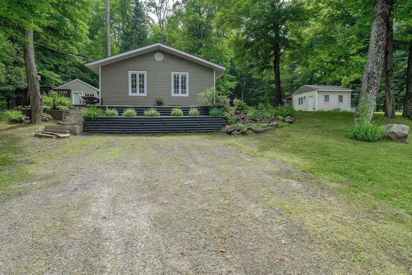 4 Sæson Cottage ved Lake Vernon - Perfekt til familier! - Image 1