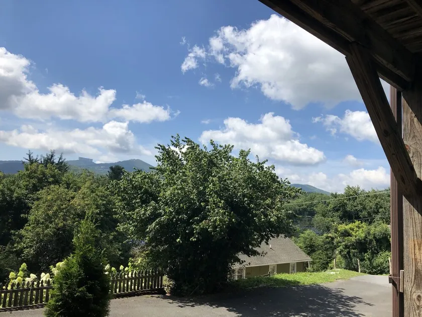 Chalet de montagne dans le centre-ville bannière wapiti, d'excellentes vues, 1BD 1BA - Image 1